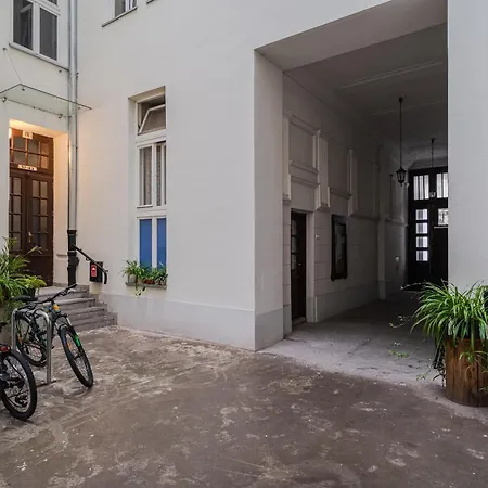 Bagatela * 바르샤바